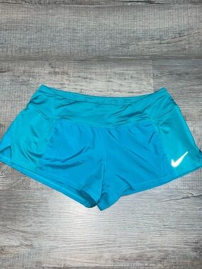 Women's NIKE Dri-Fit Shorts Size Medium Teal ~ Lined  ~ 3.5" Inseam